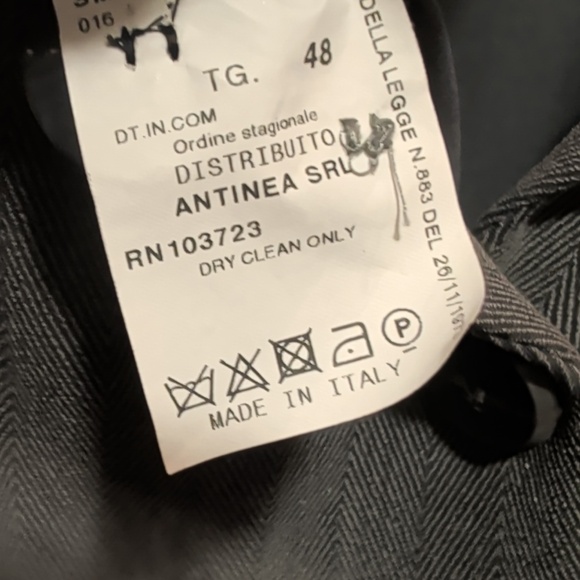 Giorgio Armani Women's blazer. Vintage. 💯 Authentic - Picture 7 of 8